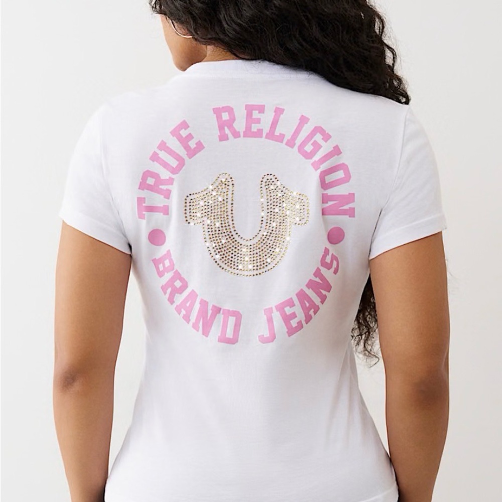 True Religion Crystal Horseshoe V Neck Tee Sz “L” MSRP $62 NWT